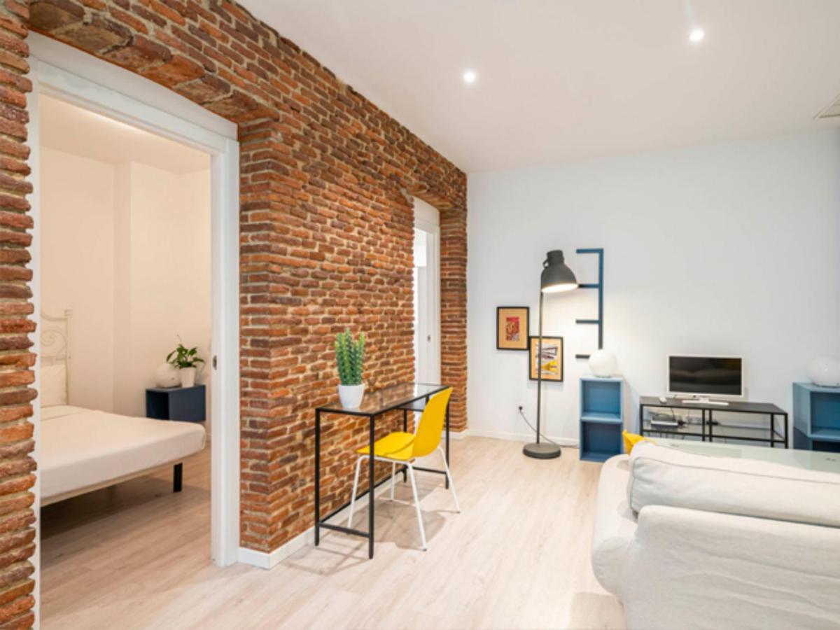 2 Bedroom Flat In La Latina-Carn Madrid Eksteriør bilde